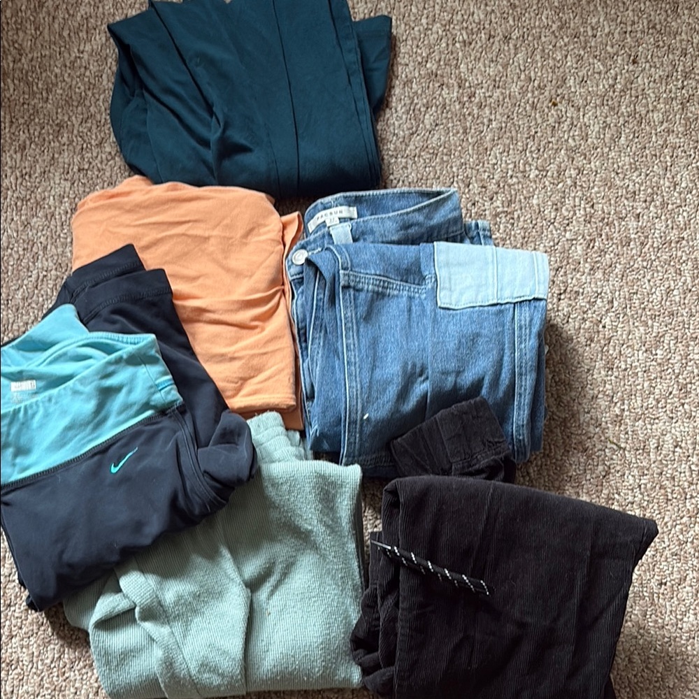 LOT OF 6 PANTS